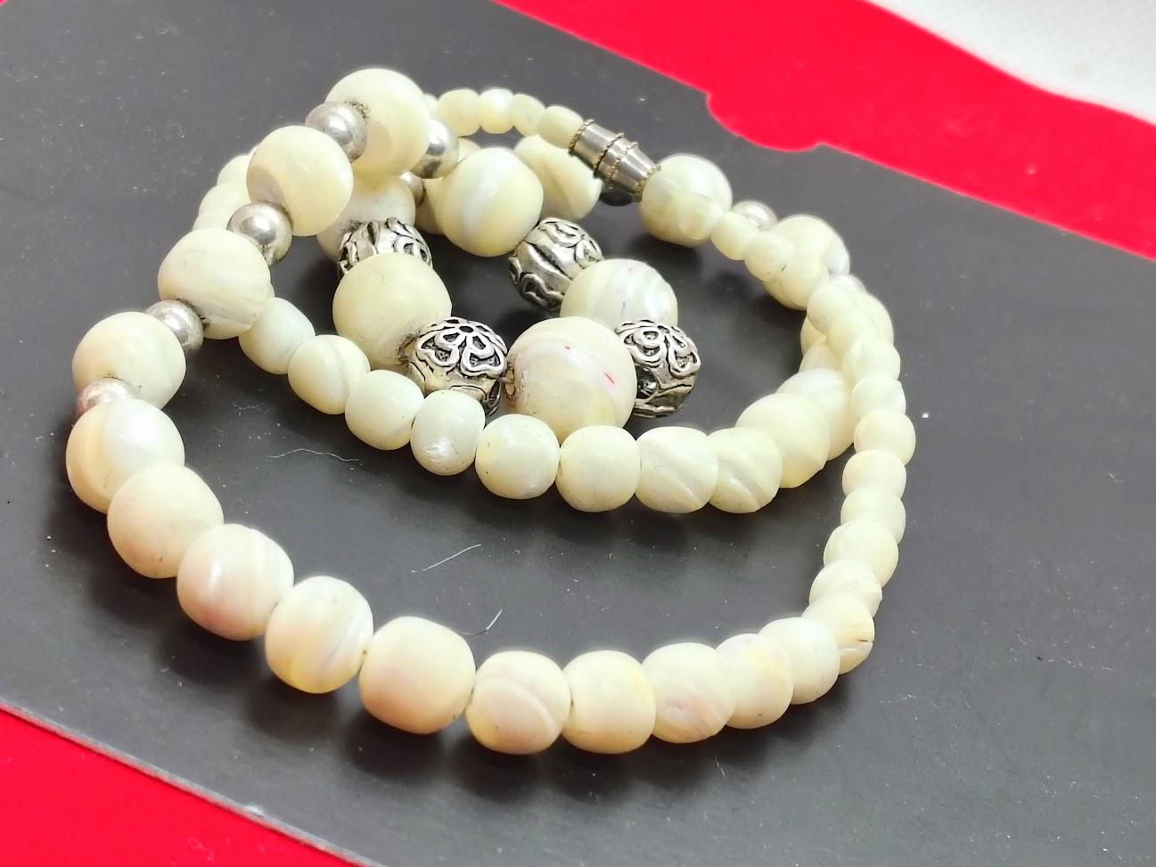 Collier Vintage En Perles Et Nacre Années 1980 - Bijou Rétro Occasion