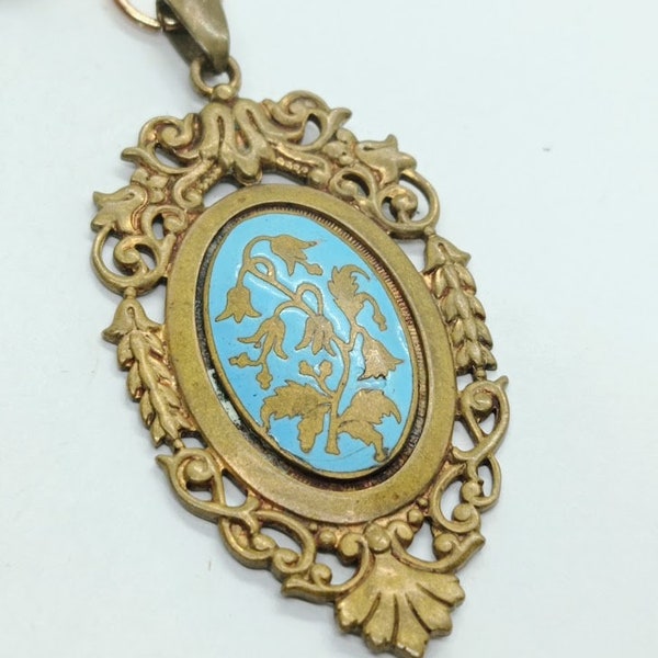 Antique Napoleon III Pendant in Gold Metal with Blue Enamel Sky Floral Deco, Late XIX Antique Pendant Enameled Jewelry XIX Collection