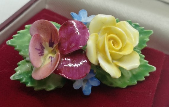 Broche Vintage En Céramique Dorée - Style Fantaisie, Pour Femme, Occasion à Nettoyer/réparer