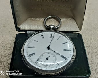 Old pocket watch with cylinder and 8 jewels in solid silver, crab hallmark and master goldsmith, St Virginie, 1900 collectible watch