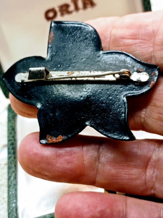 GUTTA PERCHA BROOCH; Antique Flower Brooch; Mourning … Gem