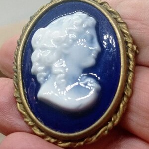 Limoges porcelain cameo brooch 60s, blue background cameo with brass, bronze mount, brooch signed Limoges France, Limoges porcelain