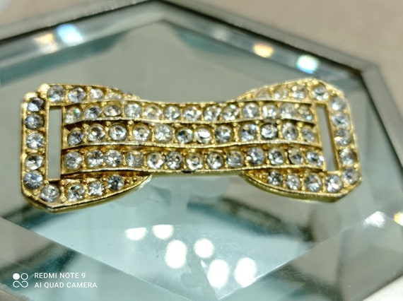 Sphinx vintage rectangular 80s sparkling brooch, … - image 1