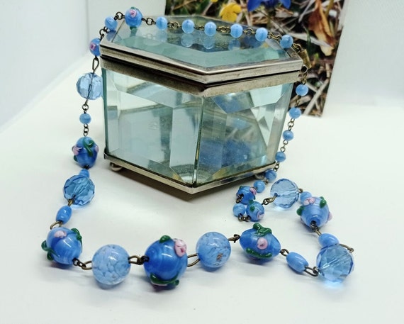 Murano wedding cake necklace in Venetian glass be… - image 1