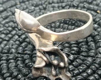 Vintage silver handcrafted ring, silver ring carved in vintage flower 90s silver flower ring for women 80s