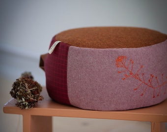 Yoga cushion made of wool felt with embroidered "shepherd's purse" motif - meditation cushion or seat cushion,