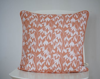 Pillow cover / piping pillow "Snowdrop"