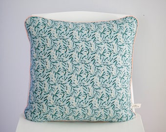 Pillow cover / piping pillow "delicate floral pattern"