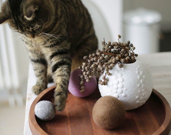 Katzen-Spielball, Katzenspielzeug, Filz-Kugeln, Handgefertigt aus ökologischen Wolle, Haustier Geschenk Katze Spielzeug, Bio, Filzball,
