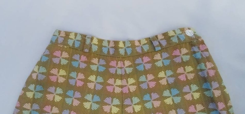 1950/'s High Waist Pinup Shorts XSS Pastel Pinwheel Novelty Print