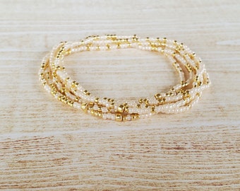 White & Gold Seed Bead Bracelet Stack for Women Stretch Bracelet Seed Bead Bracelet Set Boho Spring Bracelets Dainty Gift for Friend Sister