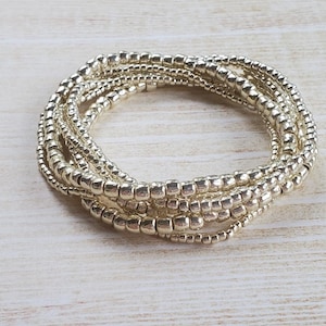 Stretch Bracelet Set, Seed Bead Bracelets, Minimalist Beaded Bracelets for Women, Boho Bracelets, Dainty Bracelet, Simple Jewelry, Silver