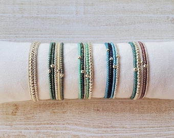 Silver Stretch Bracelet Set, Seed Bead Bracelets, Minimalist Beaded Bracelets for Women, Dainty Boho Bracelet, Simple Jewelry, Elastic