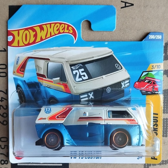 4 Hot Wheels Gift Set - VW Bus 1/64 Diecast Scale Models