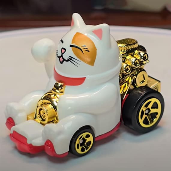 Rare Hot Wheels Feline Lucky Cat - Maneki-neko With Koban Coin