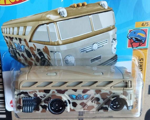 Set of 4 Hot Wheels Bus Diecast 1/64 Scale Models - Rare Find