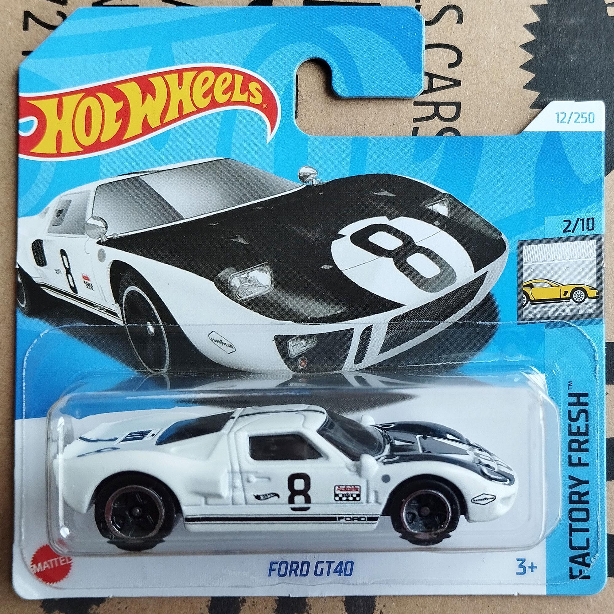 Gift Set of Hot Wheels Ford GT40 Race Car Diecast 1/64 Scale