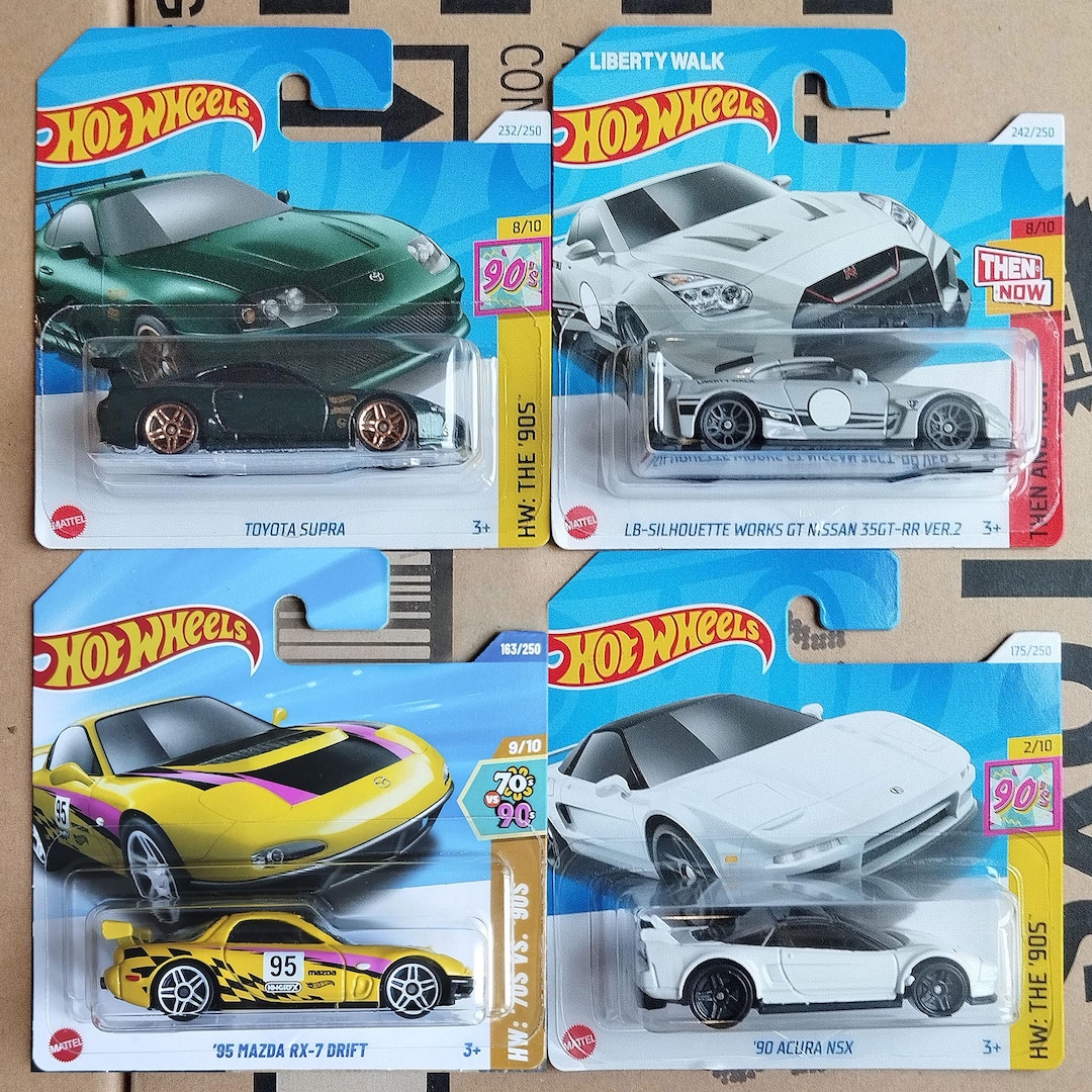 Lote de coches japoneses Hot Wheels en escala 1/64: Nissan
