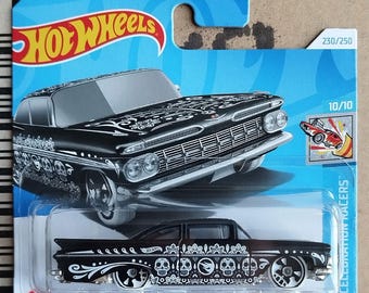 HOT WHEELS TH Treasure Hunt - '69 Chevy Impala - 2021