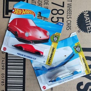 Set of 2 Hot Wheels Porsche Keychain - Rare Find Porsche 911 Carrera Clip Diecast 1/64 Scale Models |  Gift for Boyriend | Coworker Gift