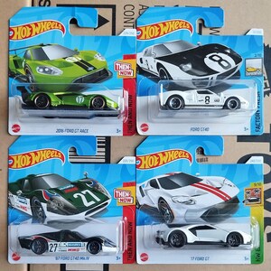 Gift Set of Hot Wheels Ford GT40 Race Car Diecast 1/64 Scale Models - Collectible Muscle Car Colleсtor Gift for Boyfriend or Boss Idea.