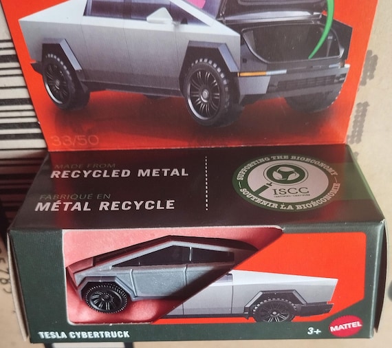 Matchbox TESLA CYBERTRUCK Moving Parts Diecast 1/64 Scale Model