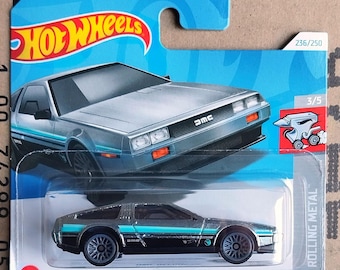 デロリアン 浮遊モデル BTTF ほぼ新品 BTTF2』デロリアンが宙に浮かぶ！ 未来の技術を磁力で再現