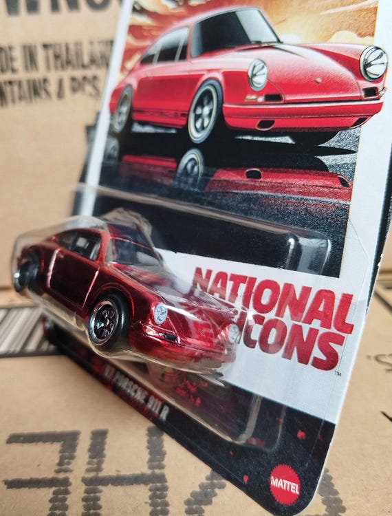 Rare Hot Wheels 1967 Porsche 911 R Chase Diecast Scale Model