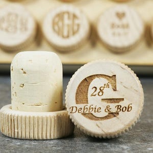 Bomboniera personalizzata in bottiglia di vino, bomboniera nuziale in bottiglia di vino, tappo di vino in sughero personalizzato, tappi di vino incisi, tappo di vino in sughero, tappi di sughero