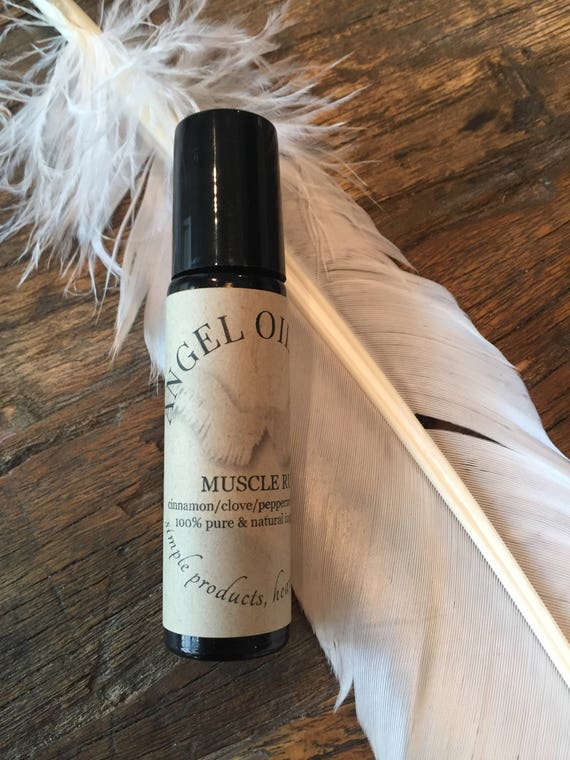 MUSCLE RUB-rollerball with pure and natural cinnamon, clove, peppermint and spruce