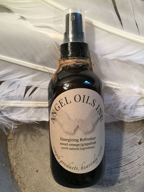 ENERGIZING REFRESHER- Pure &Natural sweet orange/grapefruit essential oils spray Great to uplift and engergize your spirit. By AngelOilsInc.