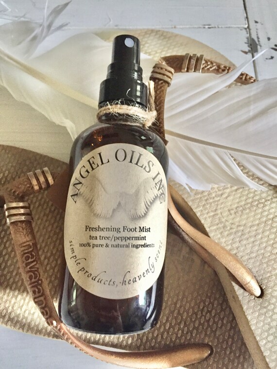 FRESHENING FOOT MIST- Tea Tree (known for its anti fungal & antiseptic benefits) paired with peppermint,(antimicrobial and refreshing scent)
