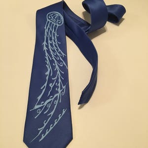 Jelly Fish Necktie