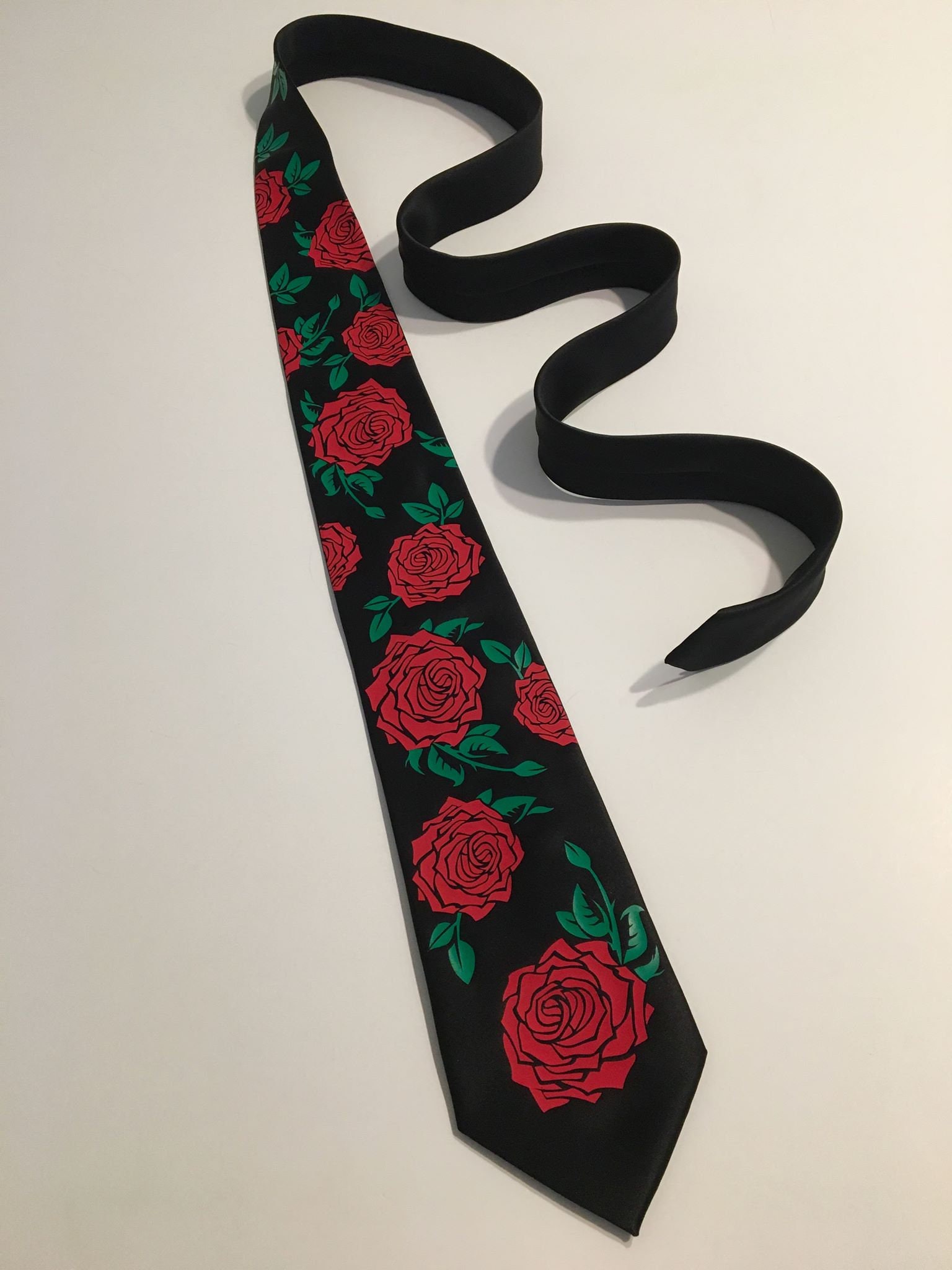 necktie flowers