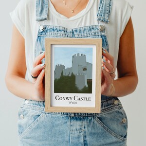 Wales UK Travel Art Minimalistisches Digitaldruck-Poster | Conwy Castle Nordwales | Ästhetisches Wandkunstwerk Design Geschenkidee Souvenir | 5x7
