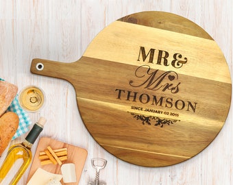 Personalised Cutting Board, Engraved Chopping Board - Large Round Paddle Board.