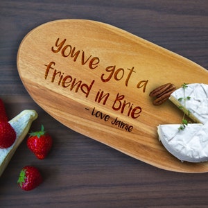 Personalised Cutting Board, Engraved Chopping Board X-Small Oval Board image 1