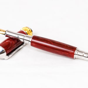 Red Burl Resin Fountain Pen with Gold and Rhodium Trim - Writing