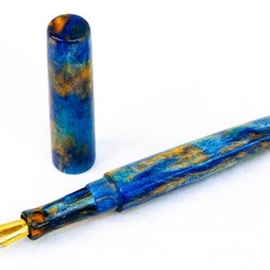 Tropical Storm DiamondCast Resin Bespoke Fountain Pen w/ German JoWo Nib - Writing