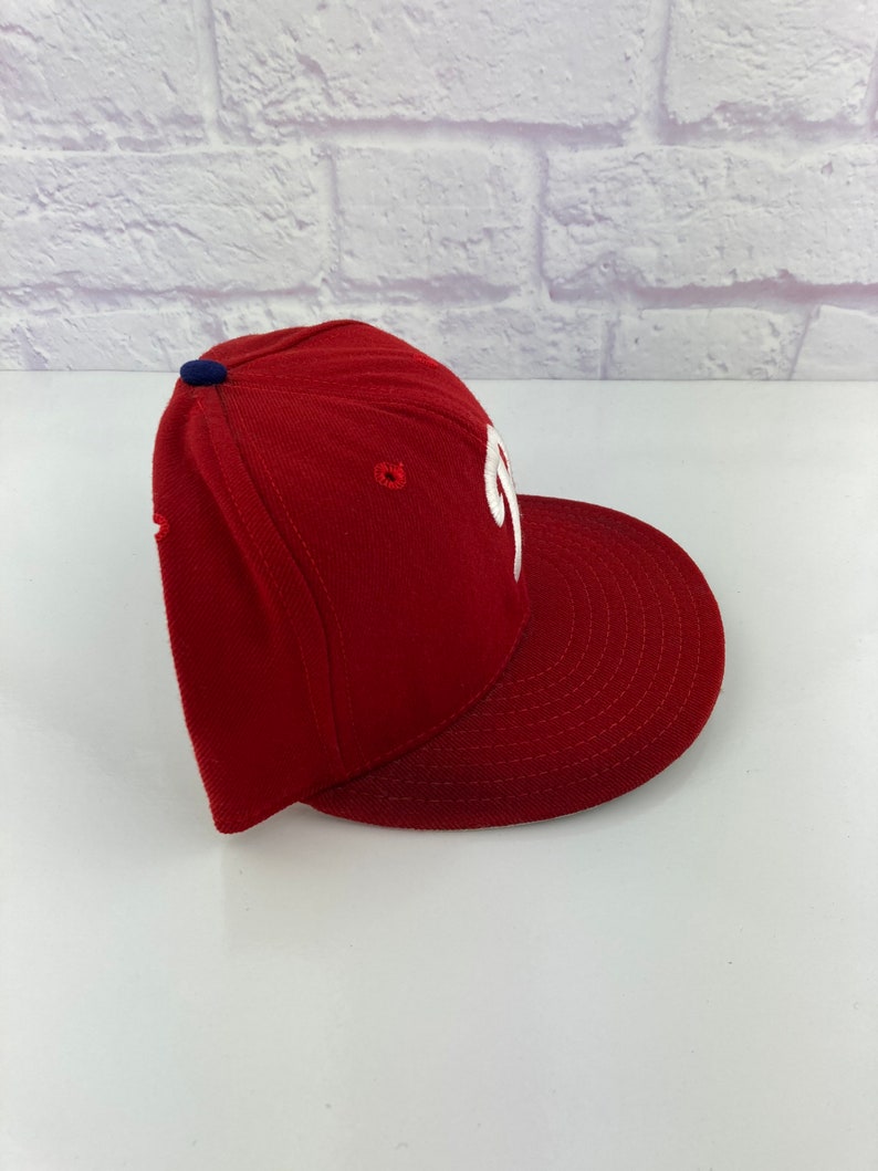 New Year SALE 15/% Off Vintage 1990\u2019s Philadelphia Phillies Fitted Hat By New Era 5950 Size 6 34.