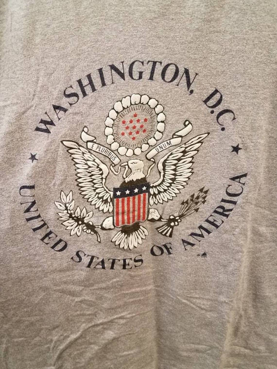 Nouvel an vente 15 80 % de réduction Vintage 80 15 ' s Original Washington D.C T-Shirt par écran étoiles. Grande taille adulte. 05054a Nouvel an vente 15 80 % de réduction Vintage 80 15 ' s Original Washington D.C T-Shirt par écran étoiles. Grande taille adulte. 05054a