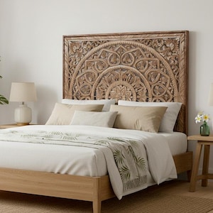 Cabeceira de cama estilo mandala balinesa esculpida à mão "Sidemen" tamanho Queen - Marrom Natural - 150 cm