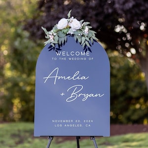 Personalized Arched Acrylic Wedding Welcome Sign (Design 2) - Ceremony Bridal Engagement Party Rehearsal Dinner Signage Venue Decor Gift