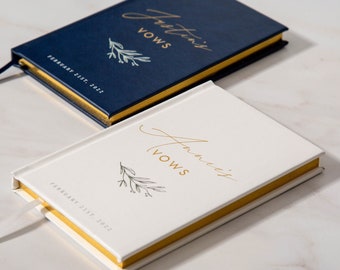 Set of 2 Vow Books w Gold Text - Gold Gilded Wedding Ceremony Vow Booklets, Modern Classy Vow Book, Bride Groom Gifts