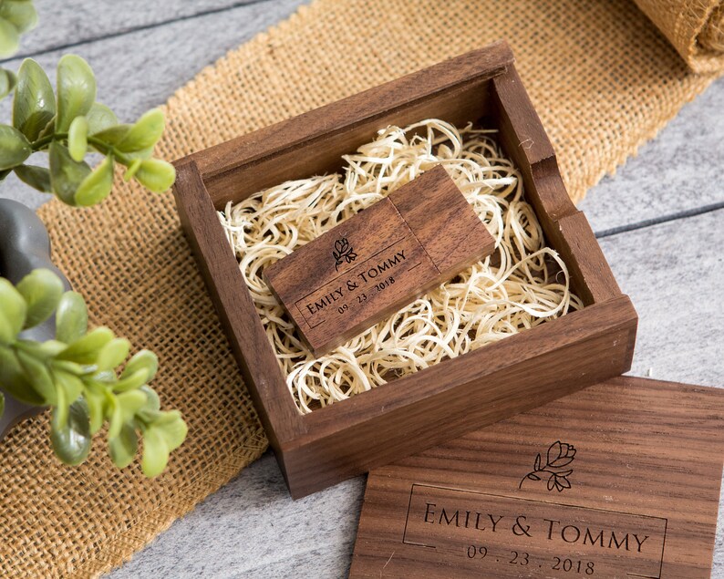Wide Walnut USB & Square Box Set (+ Wood Wool) - Personalized Engraved Usb Flash Drive, Wedding Photography Video USB, Teacher Gift image 3