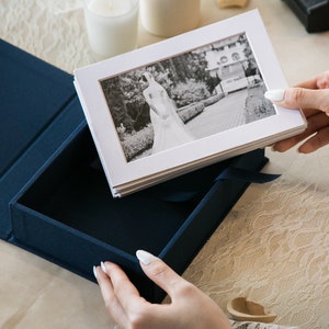 Boîte photo en lin gaufré 5x7 » - Boîte de rangement pour impression photo, tapis photo en option, cadeau de mariage personnalisé, faveurs de mariage en lin photographique