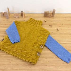 Playtime Poncho - Pocho for children with buttoned edges