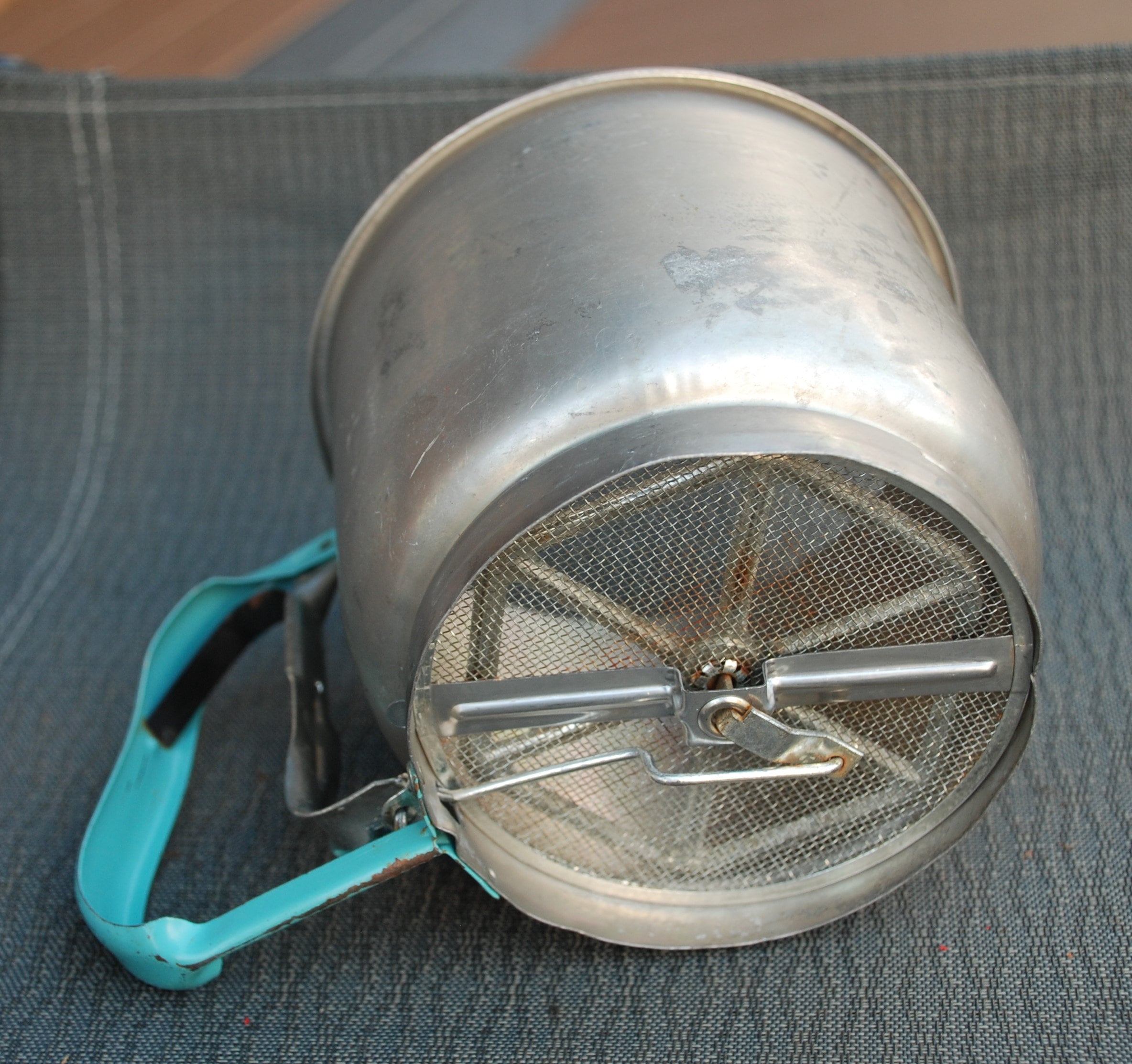 Vintage 5 Cup Foley Sifter with Teal Turquoise Aqua Handle Etsy