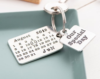 Personalised Pewter Calendar Keyring, Special Anniversary Gift 10th Year 10 Years Husband Wife