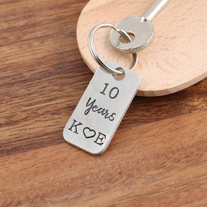 10 Year Anniversary Gift Keyring-10th Wedding Anniversary-Personalised Anniversary Gift for Wife-Husband-10th Tin Gift For Her Gift For Him